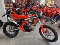 BETA ENDURO BIKE XTRAINER 2T 300 MY26 E5+ BETA ENDURO BIKE XTRAINER 2T 300 MY26 E5+