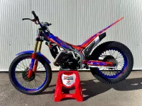 BETA EVO 2T 300cc Factory - MY25 - najeto 71,5 mth, záruka do 3/27