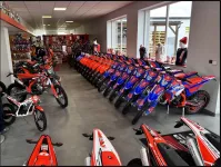 BETA RR 4T 350 MY24 - najeto 108 mth BETA RR 4T 350 MY24 - najeto 108 mth