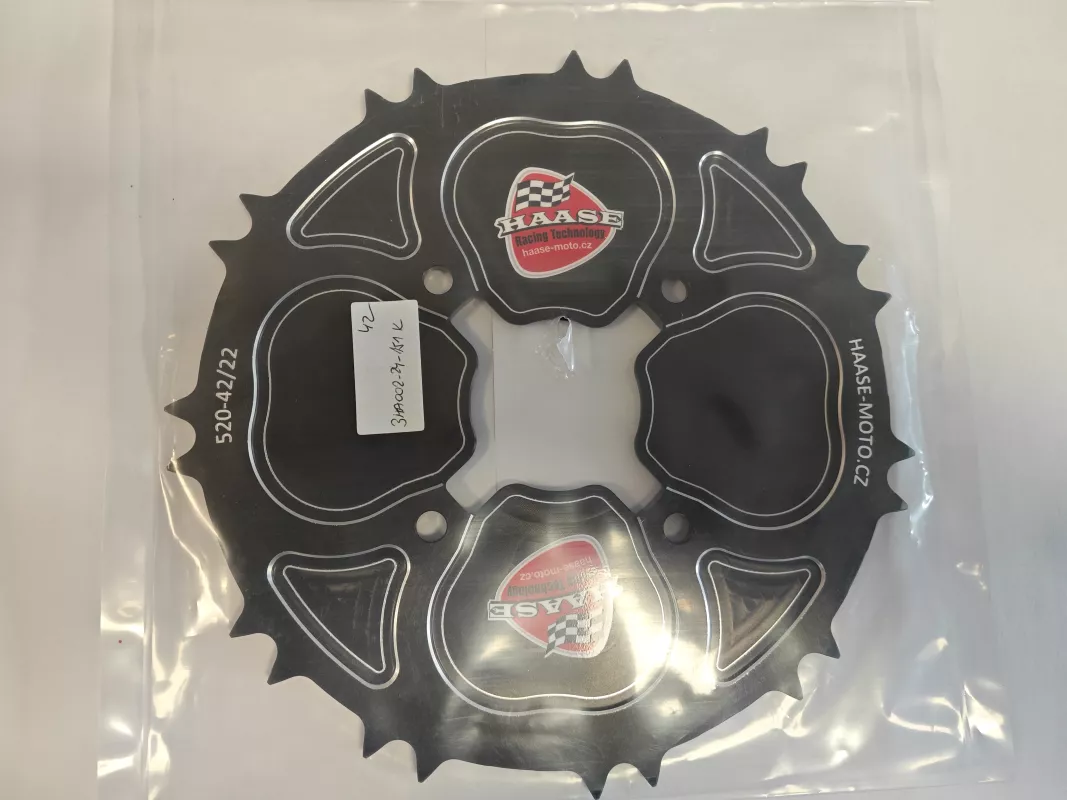 Řetězové kolo 42/22 zubů - zakrytované HAASE