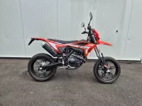 BETA MOTARD BIKE 4T 125 T RED - předváděcí - najeto 319 km