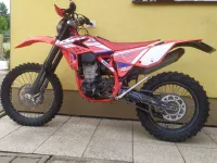 BETA ENDURO BIKE RR 350 4T MY15 - najeto 6685 km