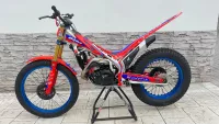 BETA EVO 2T 300cc Factory - MY24 - najeto 74 mth, záruka do 6/26